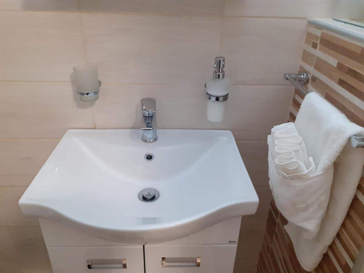 פירוט Apartman Nena מראה חיצוני תמונה