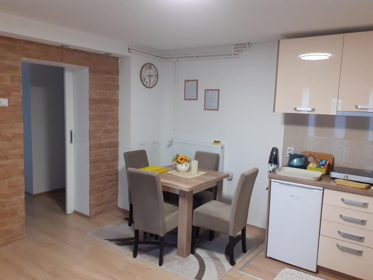 פירוט Apartman Nena מראה חיצוני תמונה