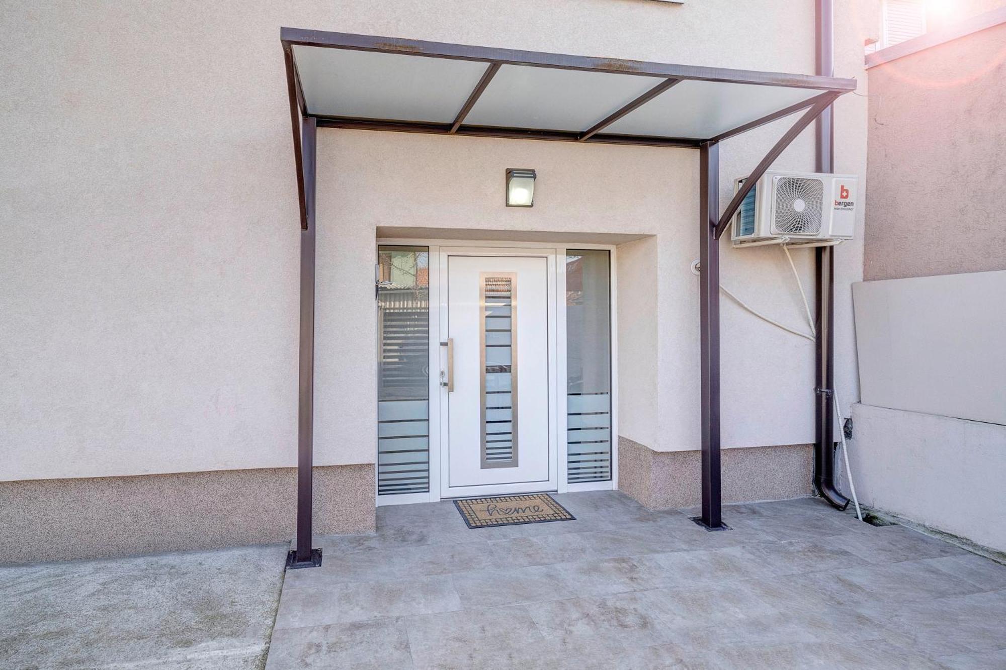 פירוט Apartman Nena מראה חיצוני תמונה
